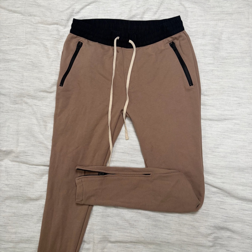 Fear of God Essentials Tan Ankle Zip Joggers size M